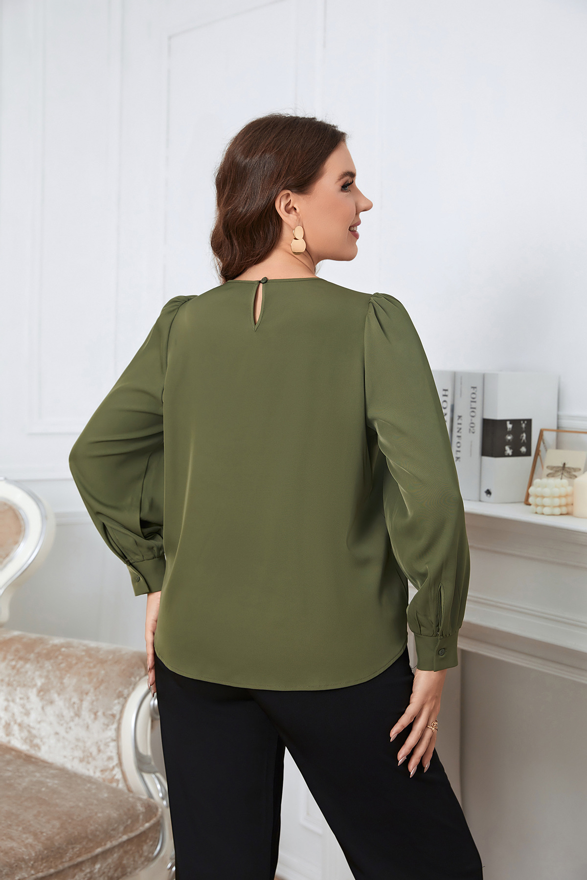 spring round neck long sleeve green large size women's shirt_voghion.com