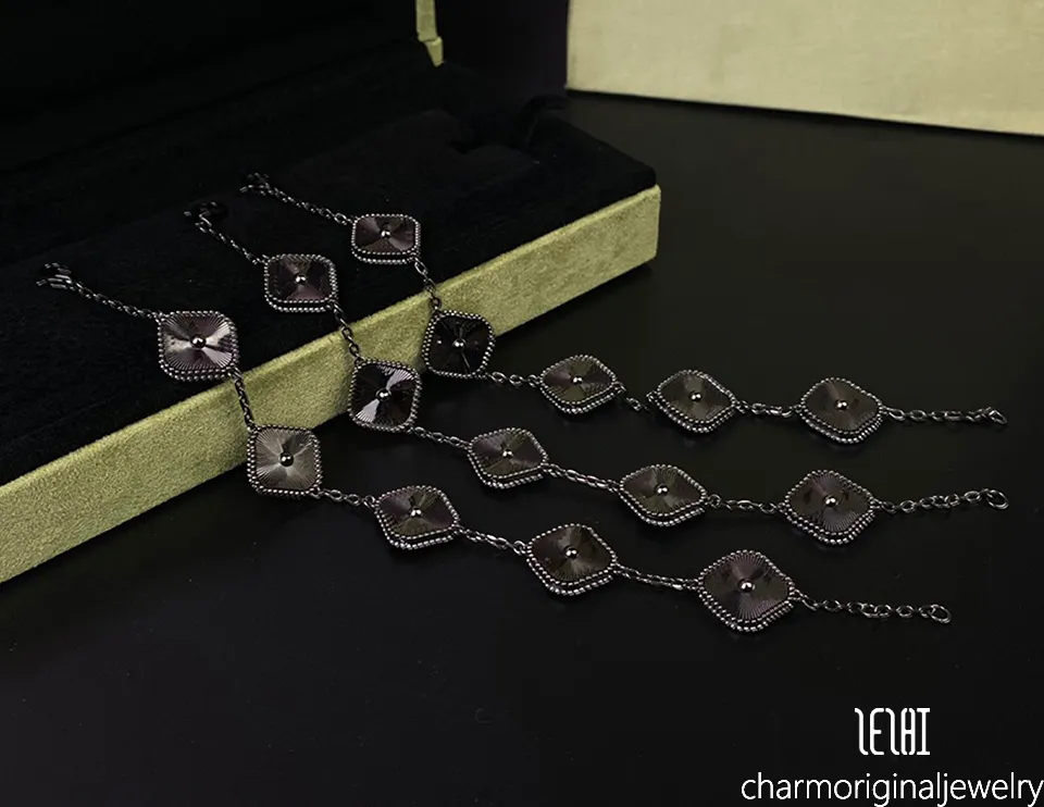 Bracciale charm fiore designer per donna catena oro gioielleria_voghion.com
