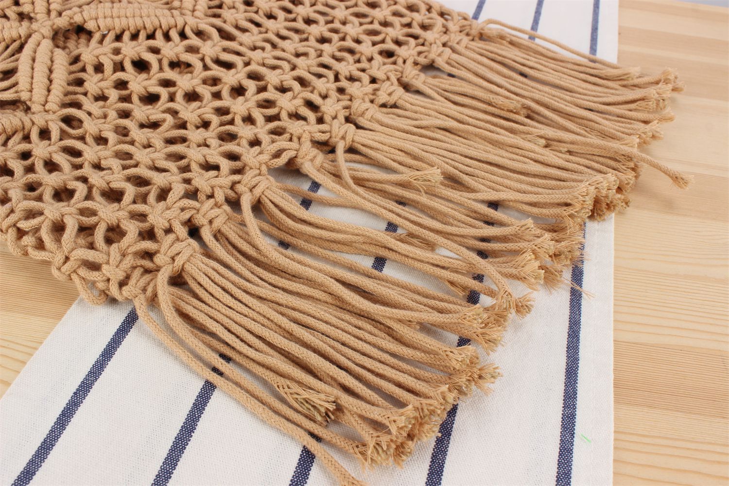Borsa a spalla in paglia stile rustico per la spiaggia_voghion.com