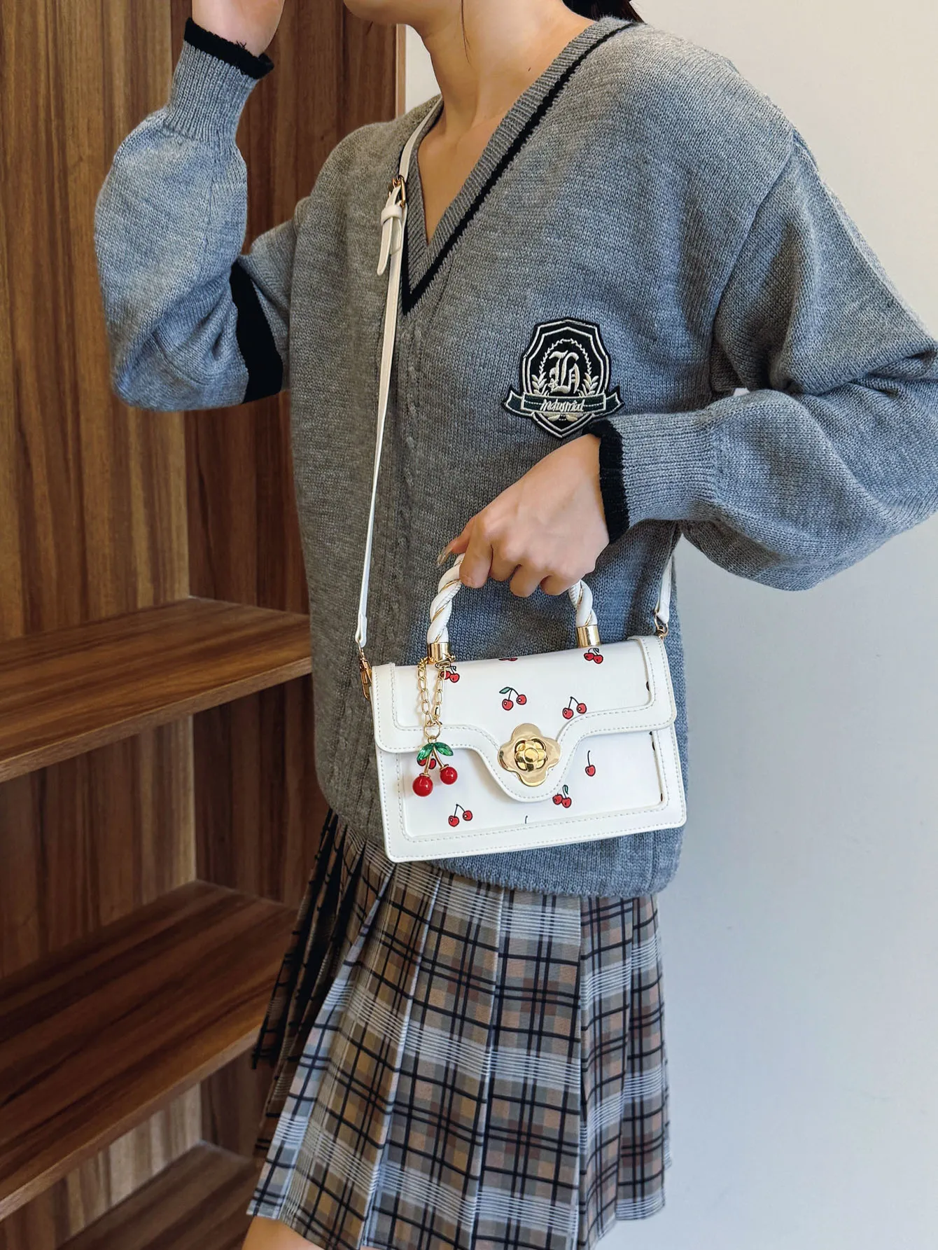 Fashion Crossbody - Cute Cherry Print Small Square Bag With Fresh Color Contrast, Lightweight For Daily Use_voghion.com