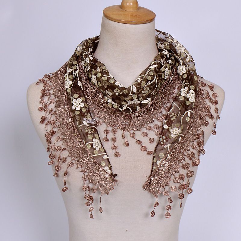Spring And Autumn ral Lace Korean Edition Triangle Headcloth Classic Breathable Hollow Solid Color Scarf_voghion.com