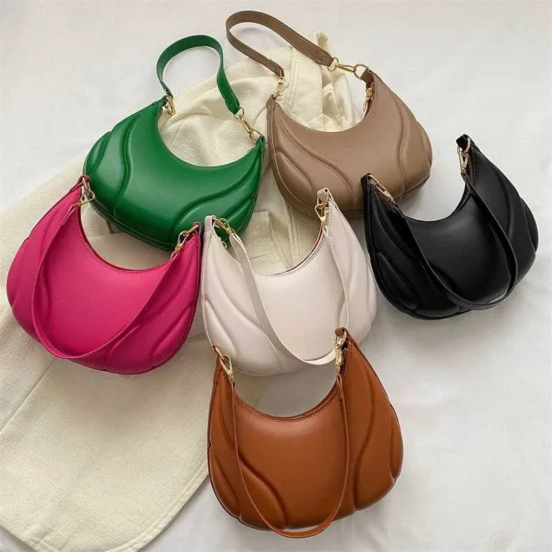 Designer Retro Pu Leather Shoulder Bag Simple Crescent Saddle Bag_voghion.com