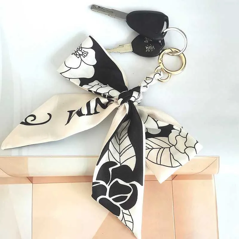 Gestrickter weicher Seidenschal mit Schleife, Anhänger, Tasche, Charm, Zubehör, Schlüsselanhänger, Mode, Auto, Schlüsselanhänger, kreatives Geschenk 2024, süß, Y241121_voghion.com