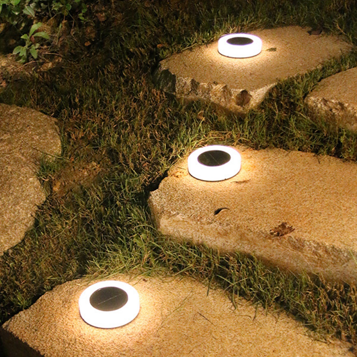 Lampes solaires de jardin extérieures LED Lampes solaires au sol Paysage étanche Chemin de sol sous lampe de spot Éclairage de décoration_voghion.com