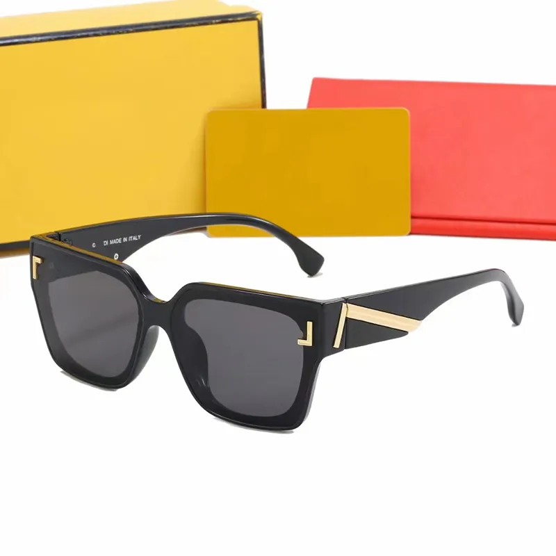 Designer Sonnenbrille für Damen mit Etui, ovales Design, zum Autofahren, Reisen, Einkaufen, Strand, Pei Pretty_voghion.com