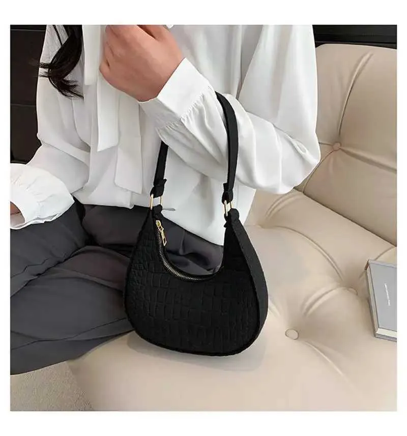 Wen Felt handbag Fi Subliary Designer Exquisite Shoder Bag for women Y241026_voghion.com