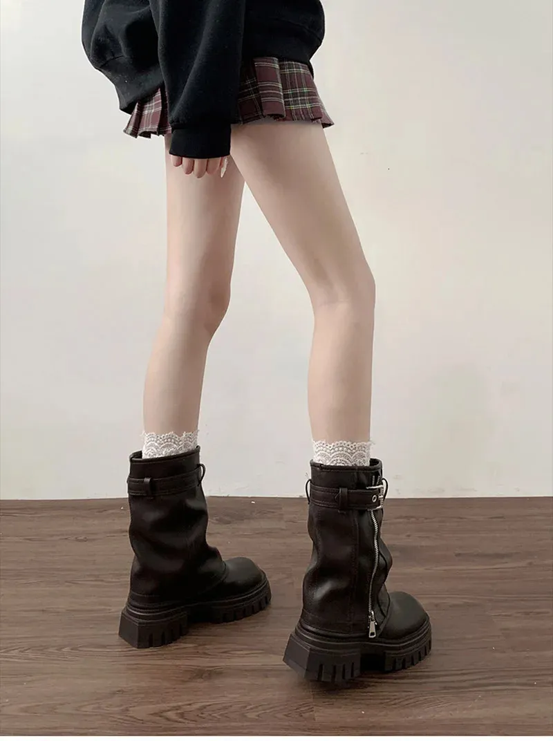 Elegant Women's Biker Boots With Belt Buckle And Platform Flat Sole_voghion.com