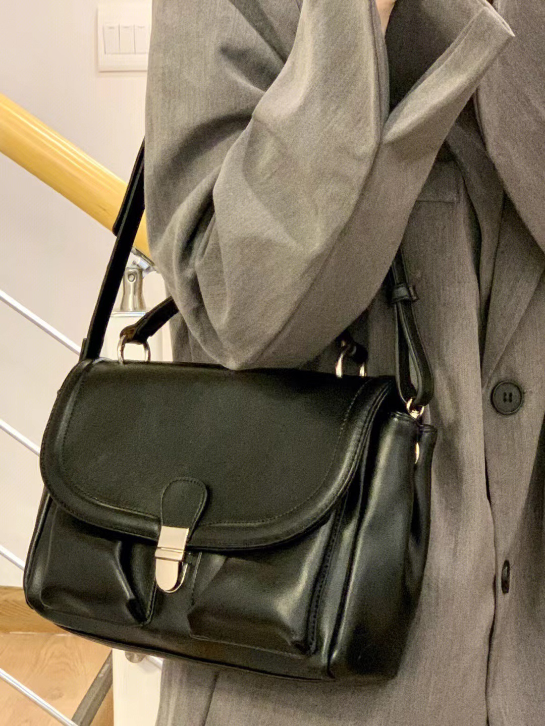 Soft leather niche minimalist women's 2024 new with a sense of briefcase, portable messener ba, versatile commutin_voghion.com