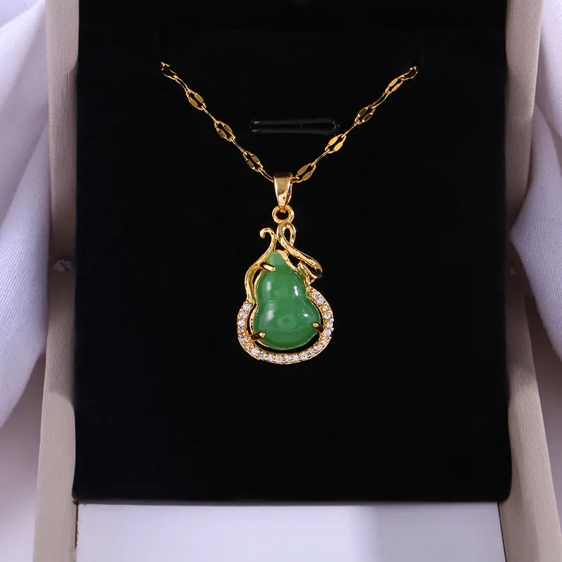 Pedat Halsketten Ifiity-förmige Kürbis Frieden Amulett Imitatio Jade Halskette gibt einen Femiie Look Licht Ad Nische_voghion.com