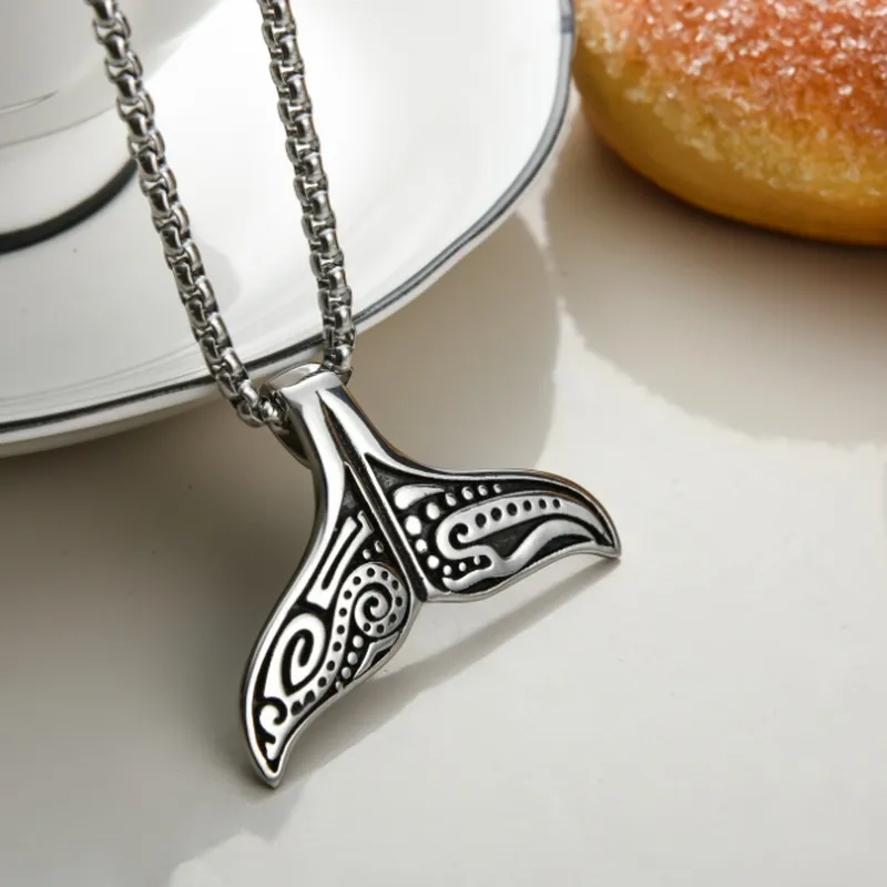 Anhänger Necs Männer und Frauen Mode Kreative Persönlichkeit Design Retro Whale Tail Muster Casual Dance Party Geschenk_voghion.com