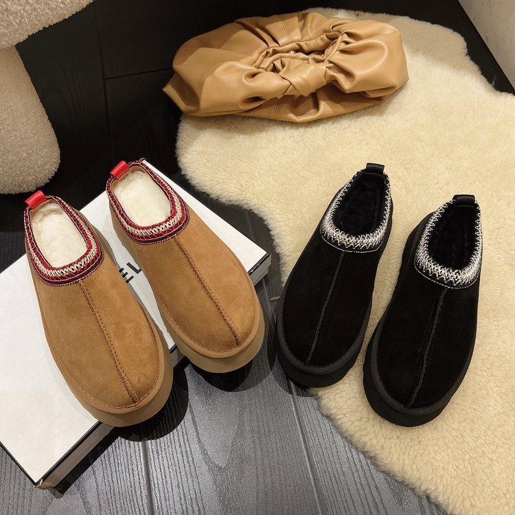 Bottes de neige à enfiler paresseuses pour femmes, pantoufles Baotou en fourrure d'hiver neuves, chaussures en coton Mao Mao à semelles épaisses