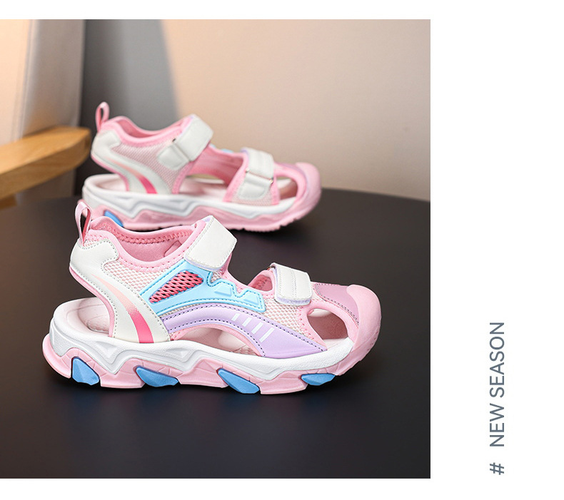 Jungen Sommer 2024 Neue Atmungsaktive kinder Stirnband Sandalen und Hausschuhe mit Drehbaren Knopf für Externe Tragen von_voghion.com