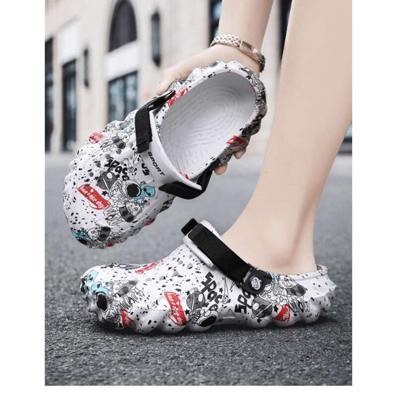 Sandali alla moda con punta in gomma perforata esterna da uomo_voghion.com