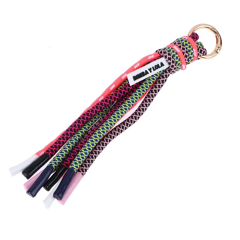 2024 Hochwertige Hardware Anti-Diebstahl-Schlüsselanhänger Modeaccessoires Quaste Damentasche Dekoration 241028_voghion.com