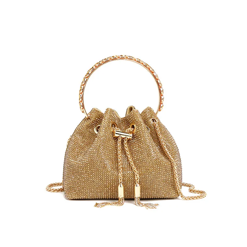 Borsa con strass primavera estate 2025 - Pochette a tracolla e a spalla da donna firmata con spedizione gratuita, catena di cristalli glamour_voghion.com