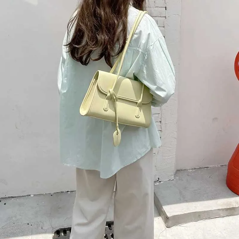 Sac à bandoulière en PU à texture française à la mode pour femmes, jaune, sous les aisselles, printemps/été 2024, pendentifs élégants, Handba241104_voghion.com