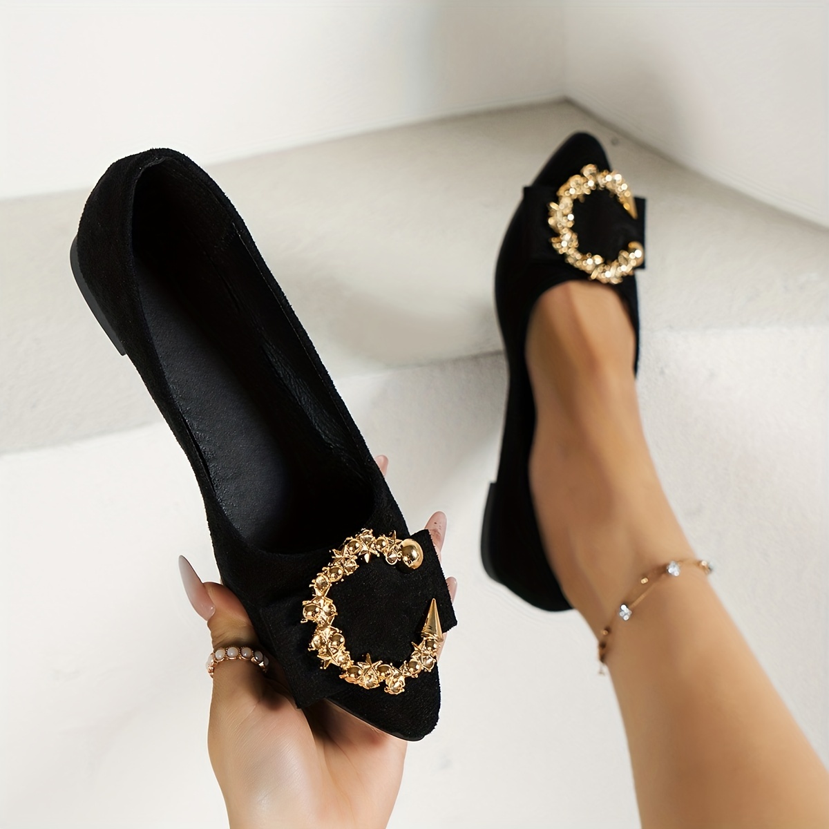 Chaussures plates à décor en métal pour femmes, chaussures à enfiler élégantes à bout pointu, chaussures de marche confortables