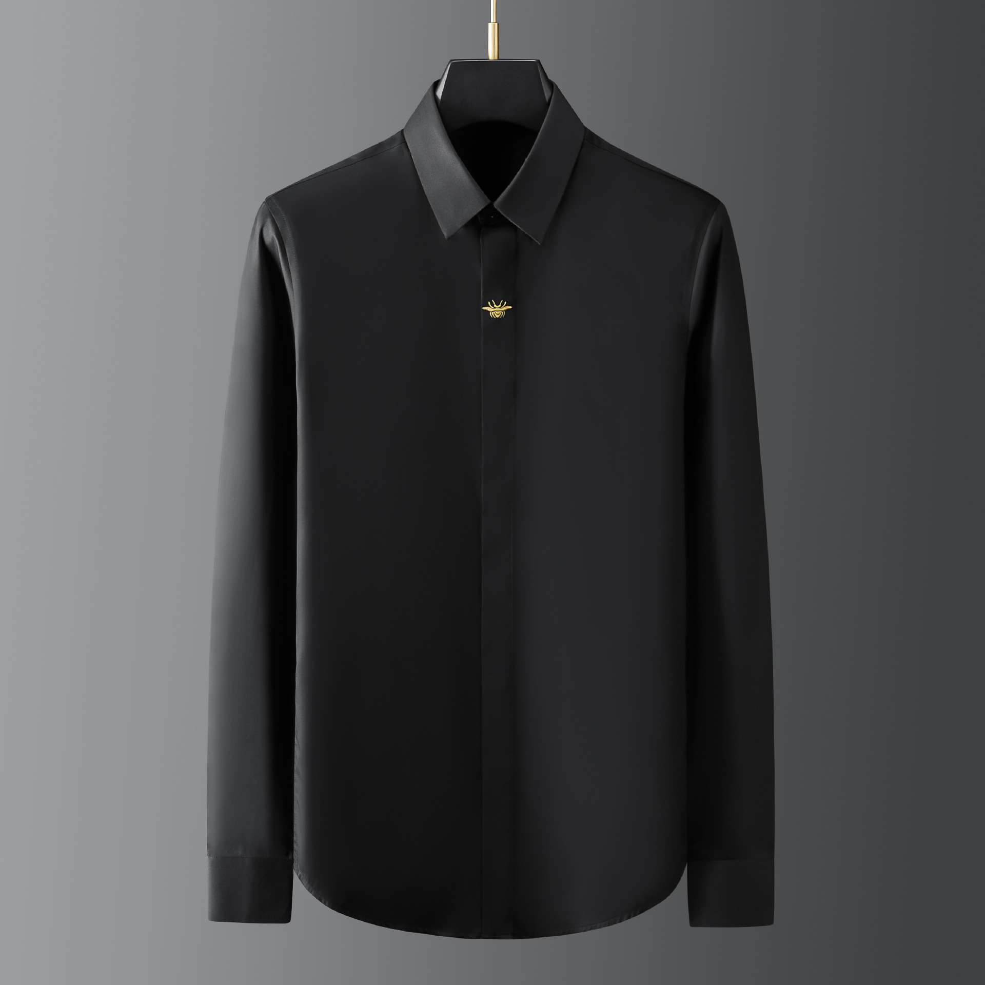 Camisa de negocios sencilla y combinable para hombre, con bordado dorado de abeja pequeña, planchado gratuito, camisa de manga larga ajustada para hombre, personalidad de alta gama