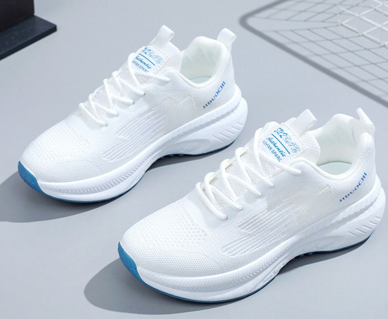Tendances du printemps 2024 pour les chaussures de sport et de loisirs pour le nouveau jour de Noël_voghion.com