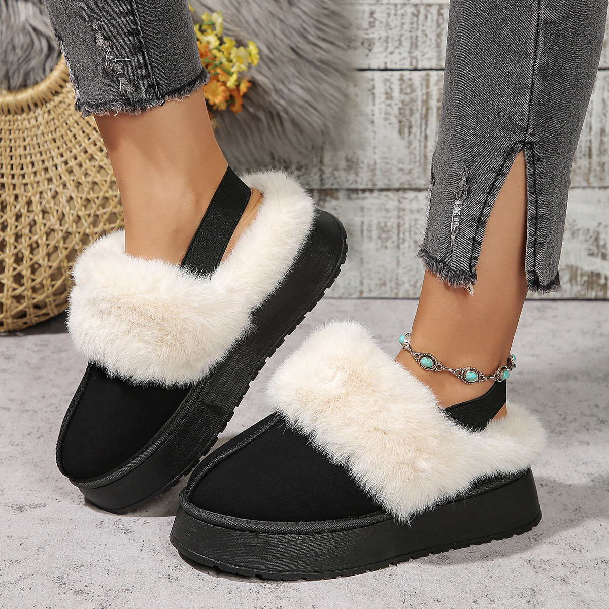 Women's heavy-soled cotton boots with round toe heel elastic straps keep them warm