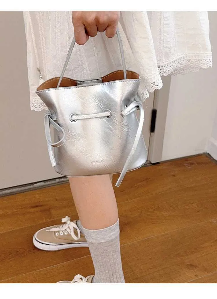 Borsa a secchiello vintage in ecopelle con fiocco borsa a tracolla_voghion.com