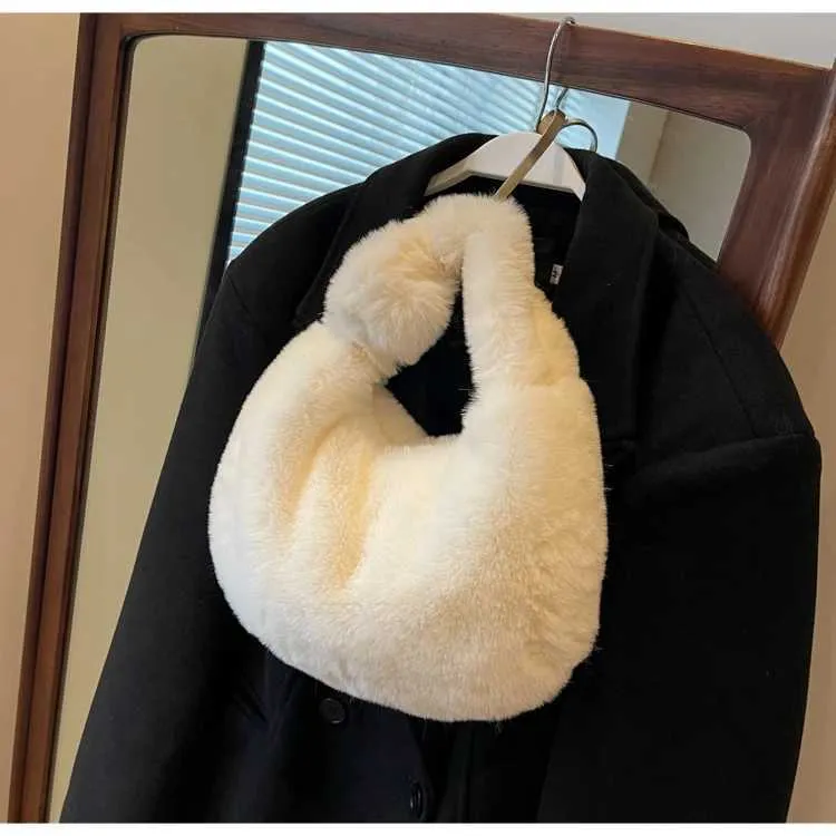 Portafoglio da donna con manico corto Fi Cluh carino Wen Fur Small Half Mo caldo peluche borsa da polso Y241106_voghion.com