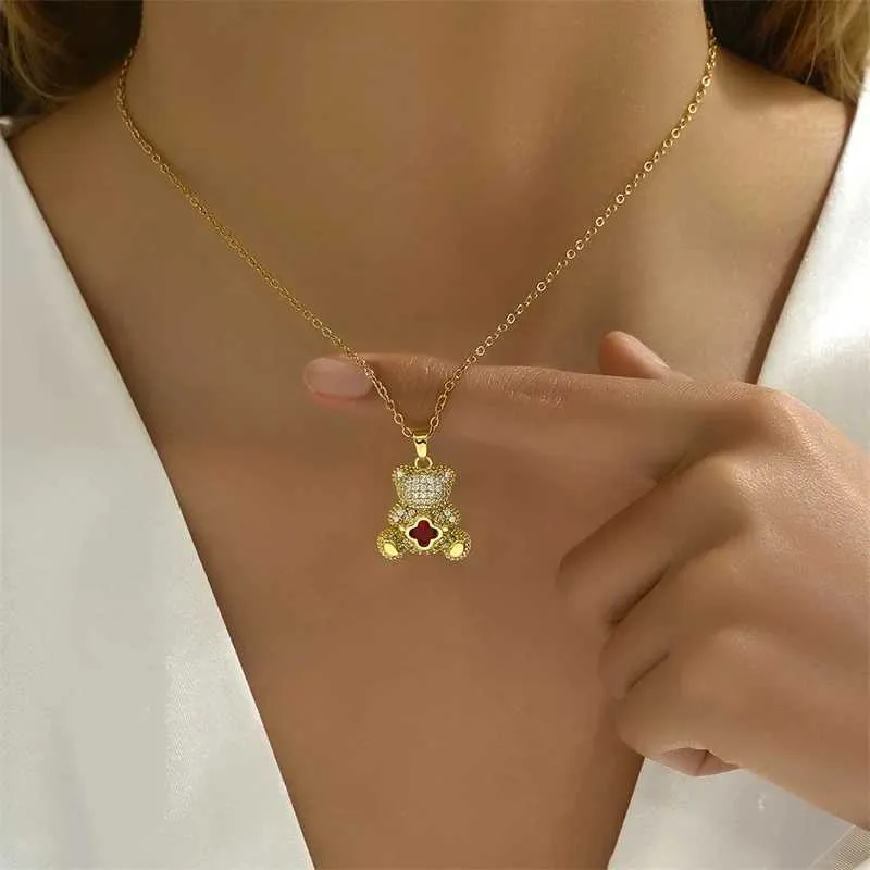 Exquisite Multi-colour Bear Pendant Necklace Clover Stainless Steel_voghion.com