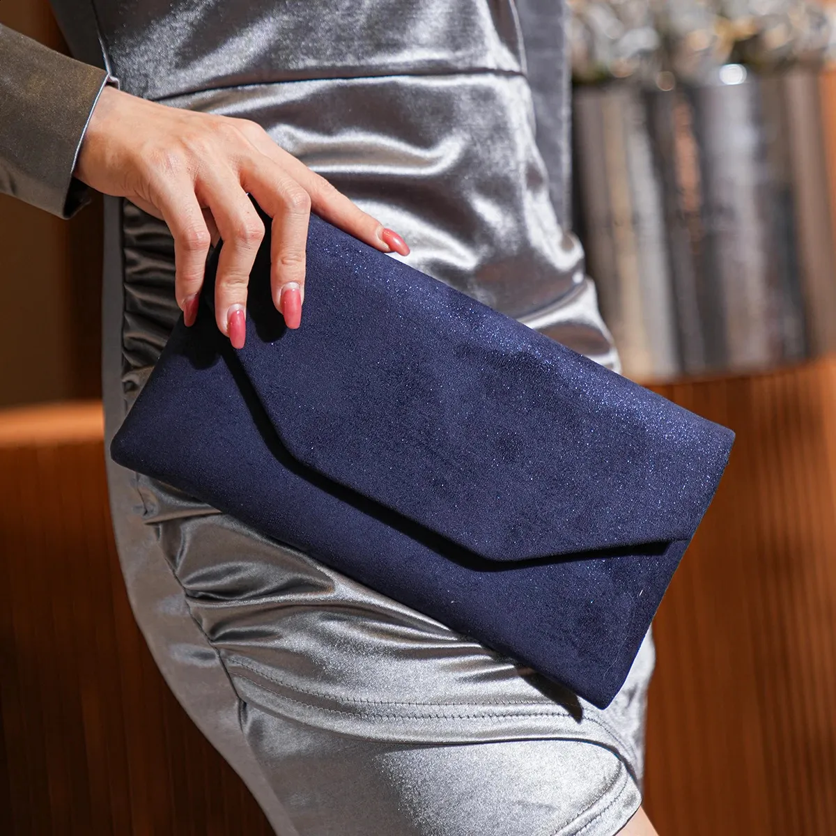 1 PC Glitter Veet Dames Avondtassen Formele Feest Clutches Metallic Foiled Sparkg Schouder Envelop Bruiloft Handtassen ta_voghion.com