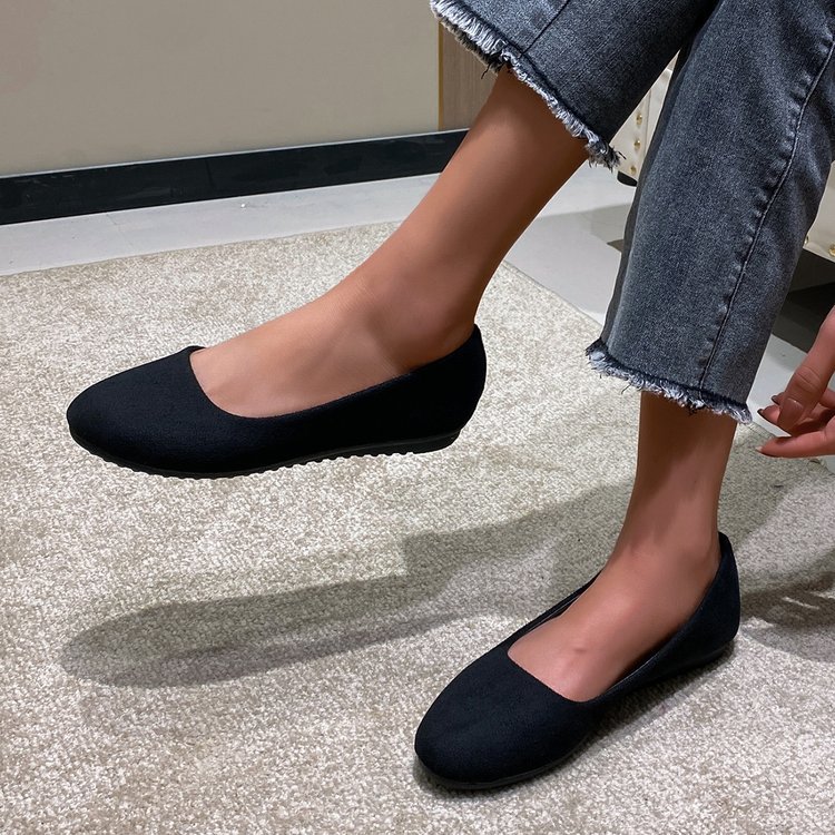 large Size Women's Shallow-mouth Shoes New Comfortable Flat-soled Suede Slip-on Women's Shoes In Stock_voghion.com