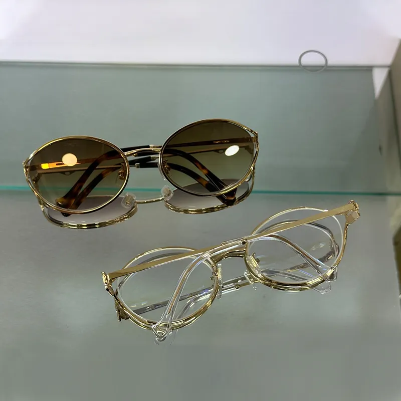 Calm Mens Tide Yes Frame Confident Radiation for Women Nice Mui Womens Designer Sunglasses High Quality Oval Sun Retro_voghion.com