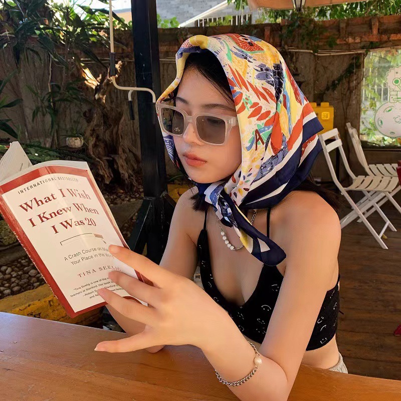 New Vintage 70s Style Scarf - UV Protection Beach Wrap For Women, Lightweight & Versatile Summer Shawl​
