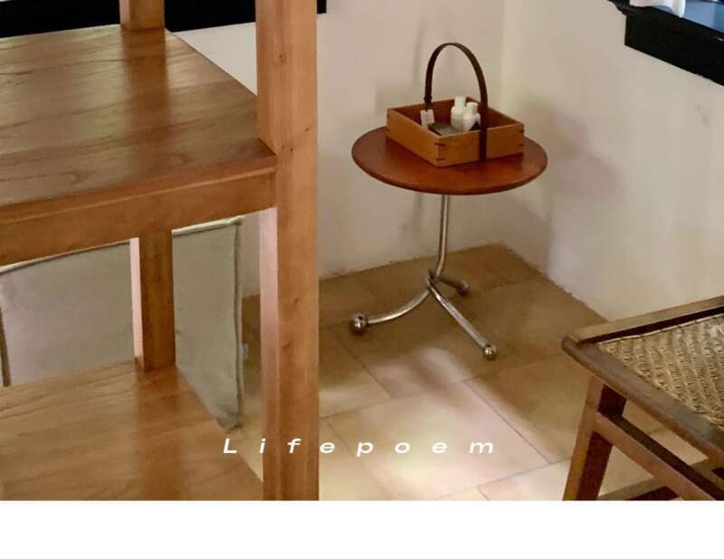 Apartamento pequeno, cadeiras de jantar nórdicas redondas medievais sólidas, varanda, mesa com borda de madeira de cerejeira, loja de aço inoxidável, pequeno_voghion.com