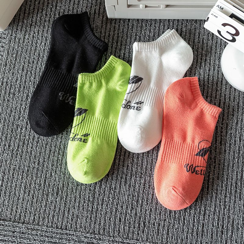 WE11 boat trendy brand ins internet celebrity sports leisure trend versatile skateboard couple men's summer socks_voghion.com