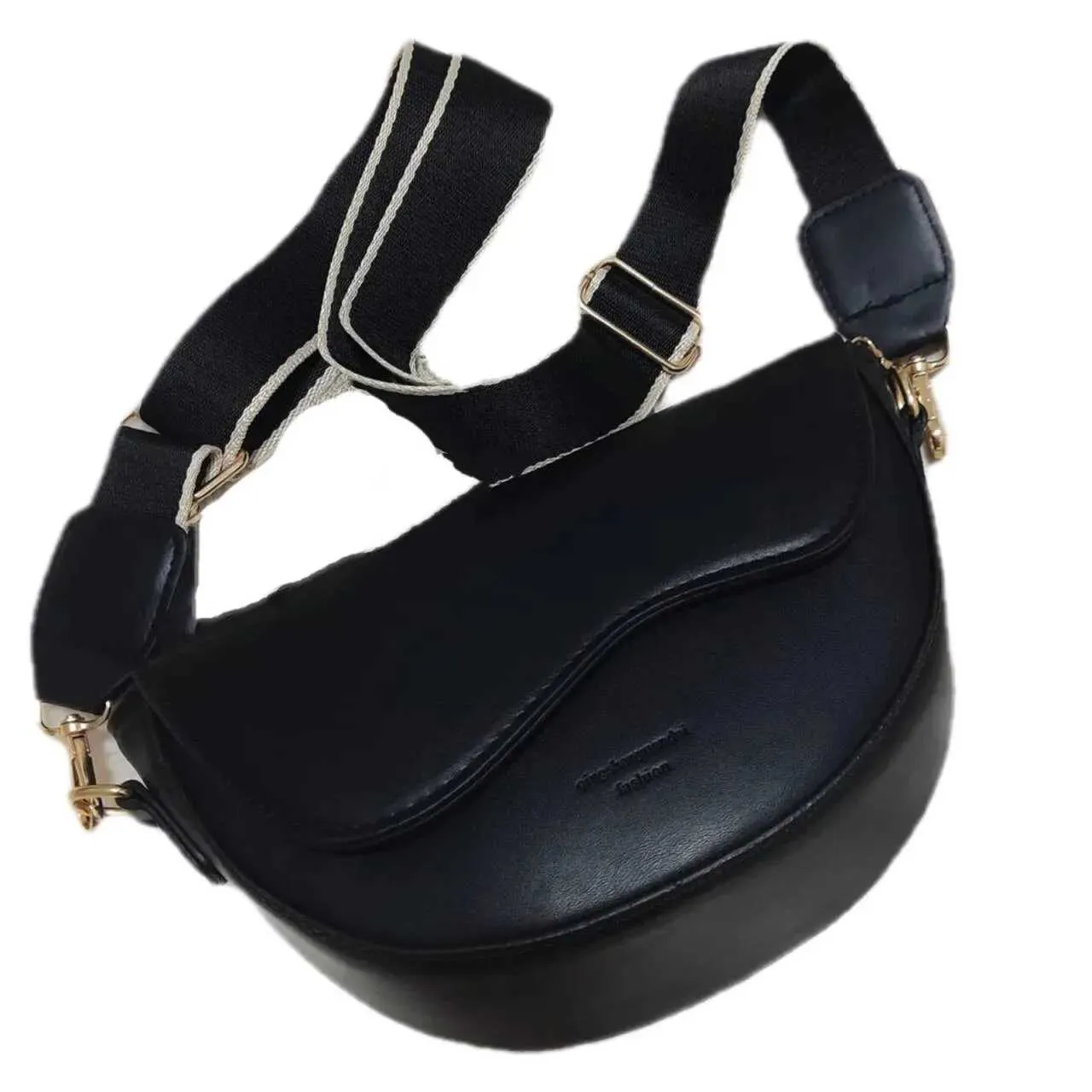 2024 Texture Kleine Retro Vielseitige Crossbody Mode Eine Schulter Unterarm Sattel Tasche Damen Stilvolle RucksackC241216_voghion.com