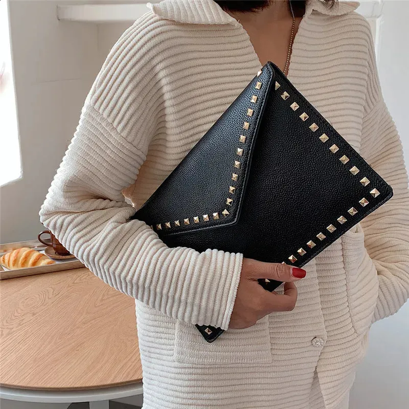 Fashion rivet Women Clutches Party ladies Dinner PU leather handbag female clutch purse Envelope bag 240820_voghion.com