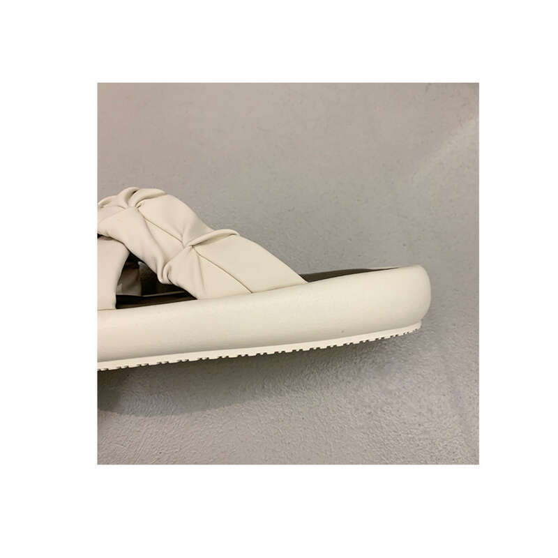 Ciabatte da spiaggia leggere Marjorie Flat Fairy, da donna_voghion.com