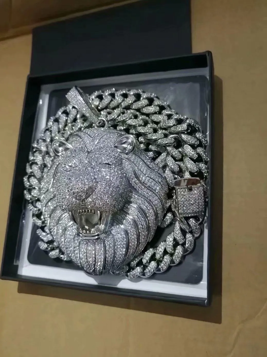 Herrenschmuck Hip Hop Iced Out Anhänger Designer Halskette BG Dia Cuban K Kette große Anhänger Löwe Tier Rapper Zubehör_voghion.com