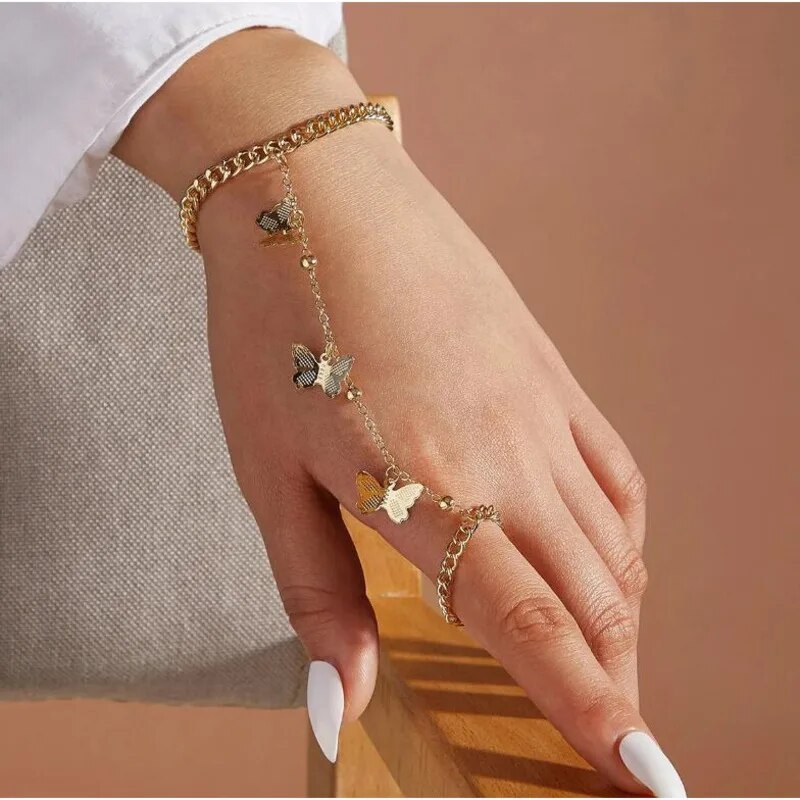 Hot Selling Women's Bracelets Retro Style Butterfly Pendant Chain Finger Bracelet Ring Integrated Chain Bracelet Accessories Gift_voghion.com