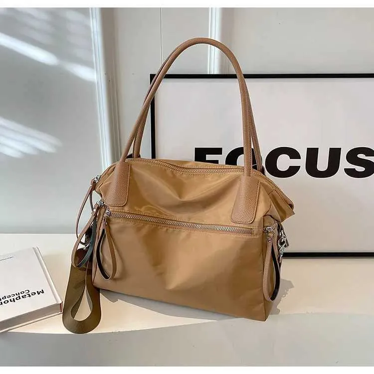 Sac à main en toile de nylon pour femmes, nouvelle tendance automne/hiver 2024, sac messager coréen décontracté de grande capacité, sac à main Y241011_voghion.com