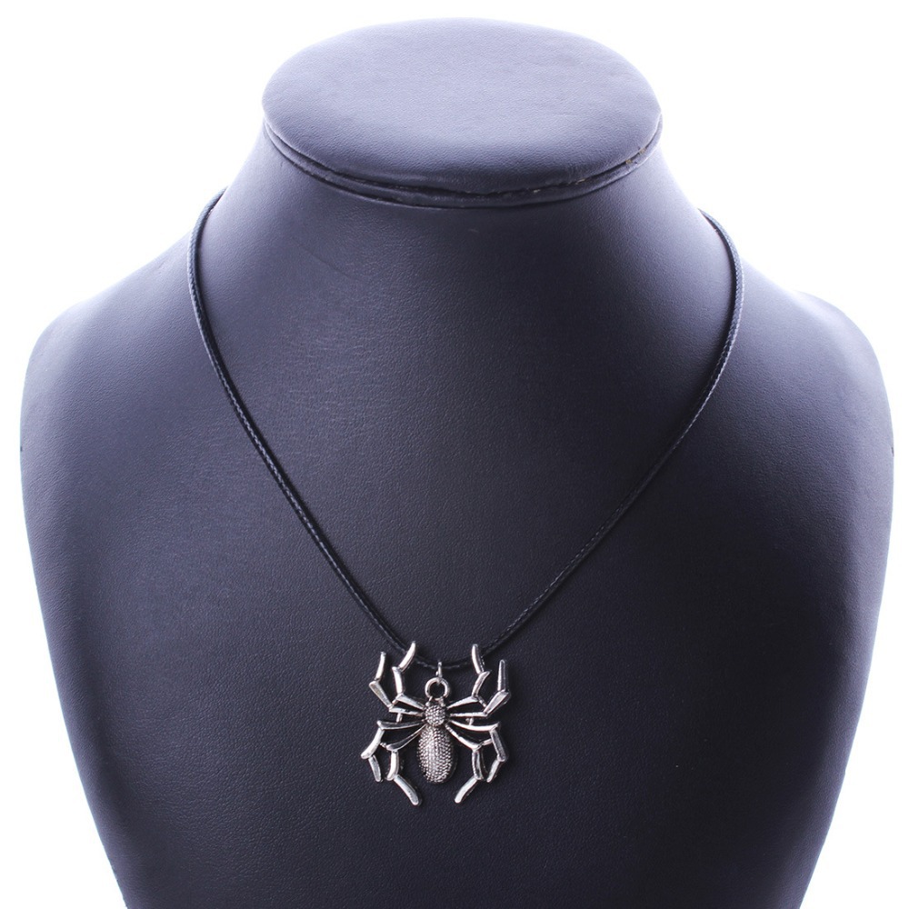 Unisex Vintage Style Necklace Pendant For Casual Daily Wear_voghion.com