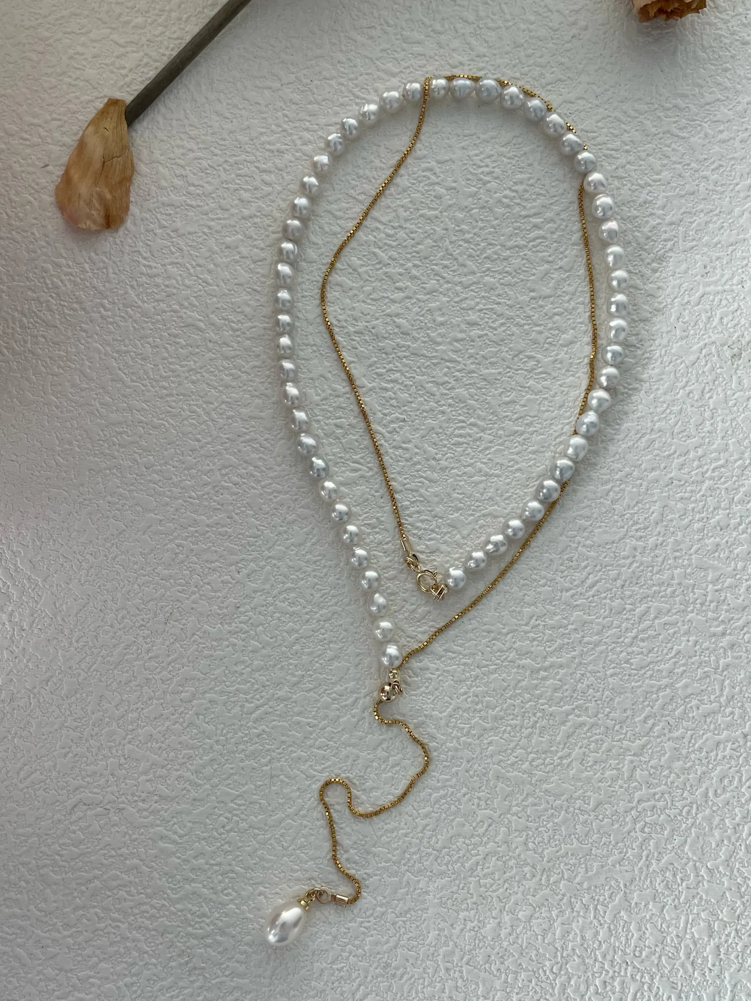Mode USA k Guldpärlhalsband U-stil Smyckeset för kvinnor Kragekedja Vinter 240119_voghion.com