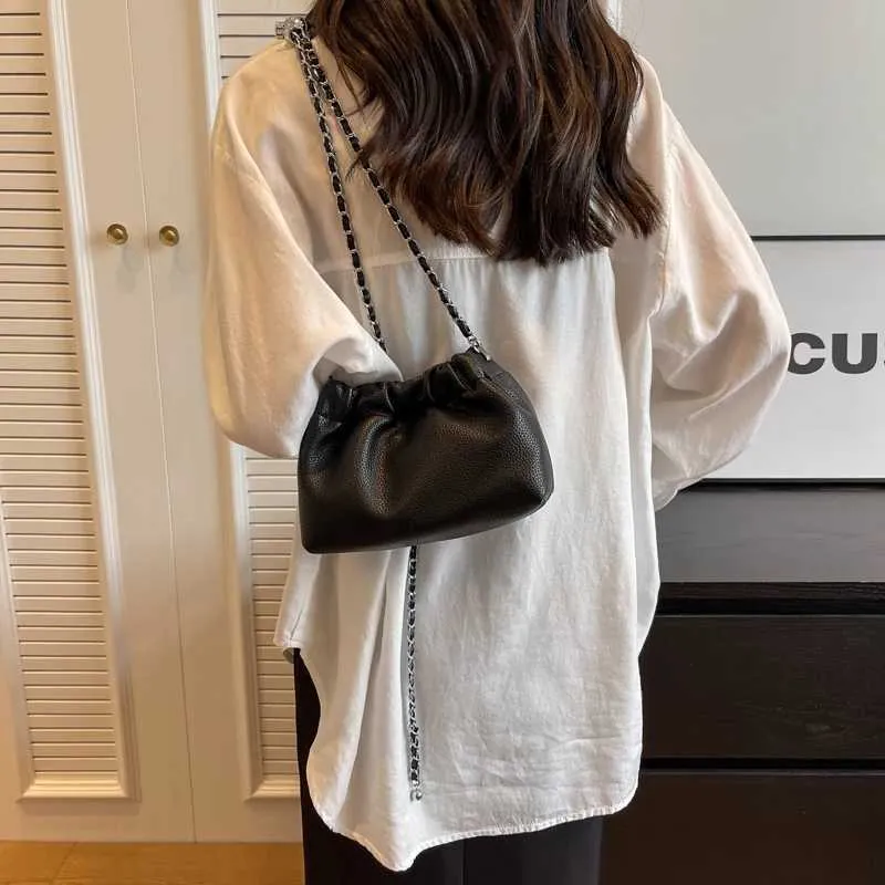 Piccola borsa a tracolla da donna in ecopelle borsa alla moda_voghion.com