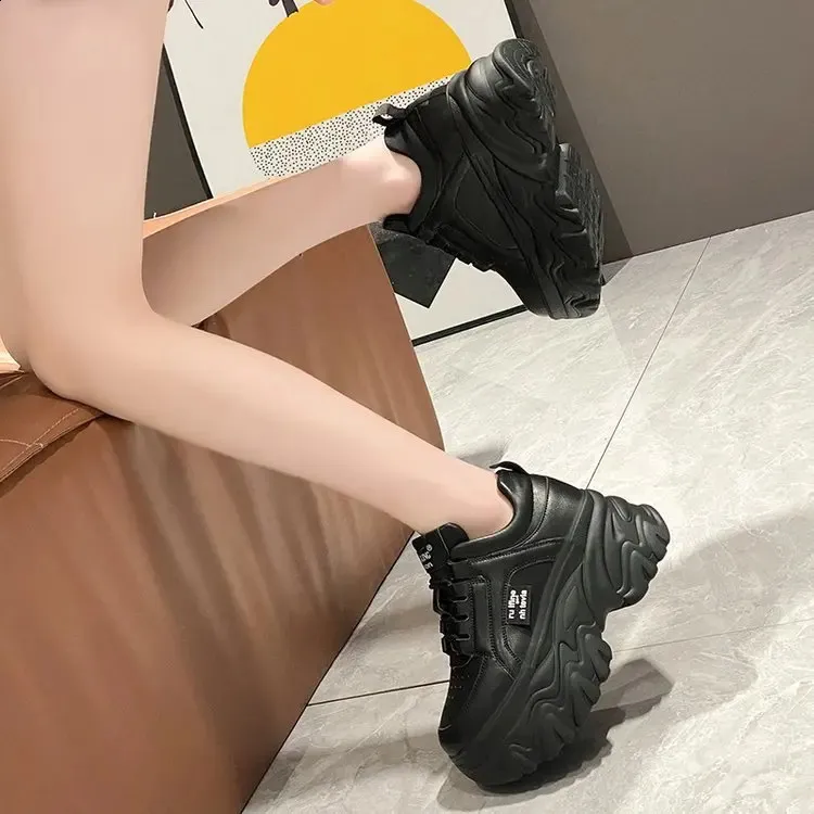 Sneakers platform donna bianco e nero scarpe primavera autunno_voghion.com