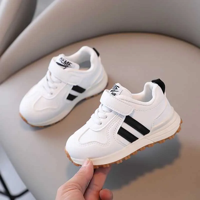 Atletische buitensporten Nieuwe lente- en herfstseizoenen Forrest Gump-schoenen sneakers 1-2 jaar oud Jongens prewalker Vrouwelijk baby_voghion.com