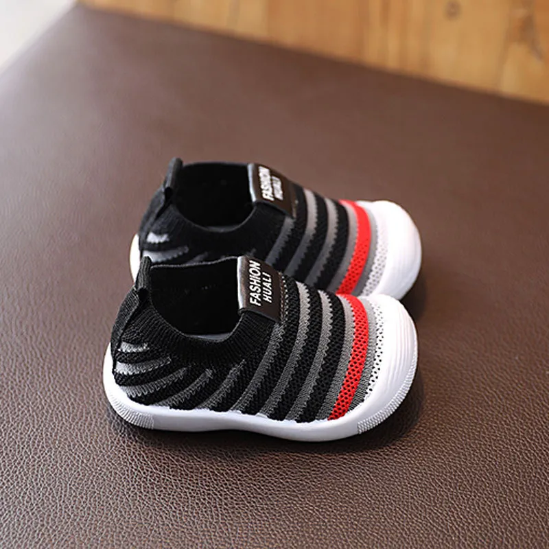 Scarpine primi passi per bimbi in maglia per interno esterno_voghion.com