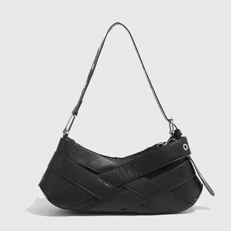 Retro belt decoration shoulder designer armrest punk motorcycle bag Pu leather womens handbag Y241216_voghion.com