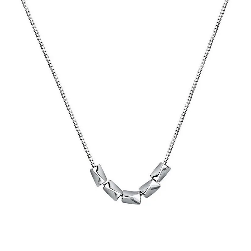 Collana con catena e perle irregolari gioiello donna alla moda_voghion.com