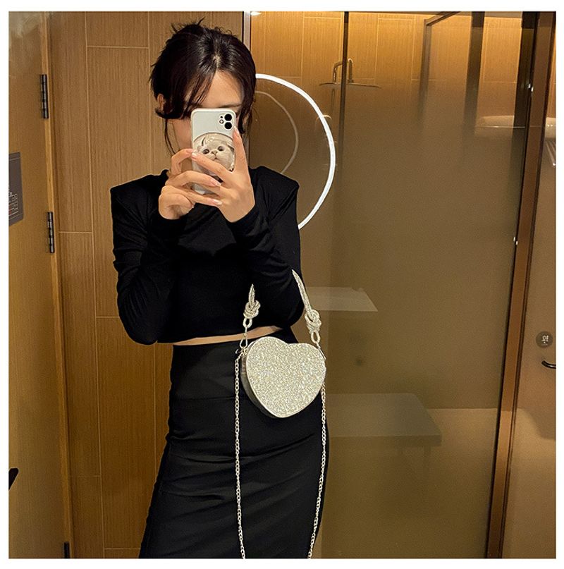 Andralyn Modische Love Modische, vielseitige Umhängetasche 2024 Neue Taschen Bankett Diamond Unterarmtasche für Damen_voghion.com