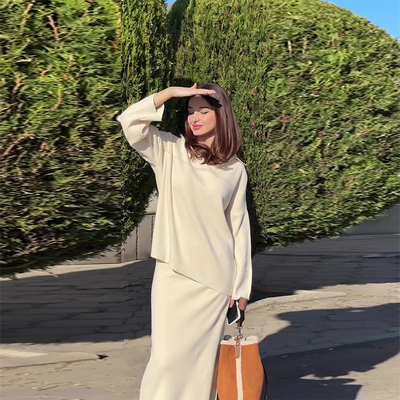 Women's autumn and winter new fashion lazy style round neck simple solid color loose long skirt suit