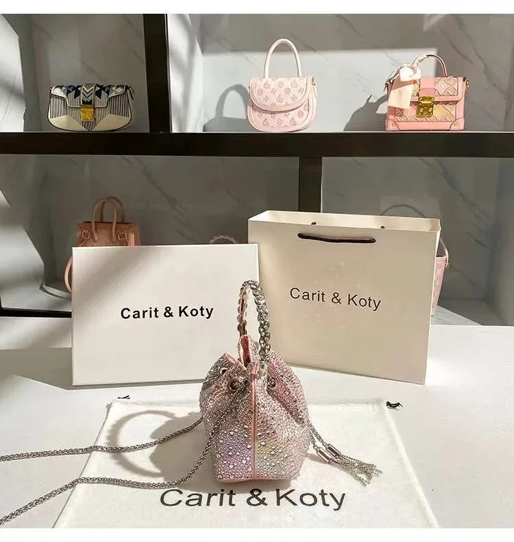 Borsa a tracolla con manico ad anello in metallo con glitter lucido Dias da sera, da donna, da festa, da sposa_voghion.com